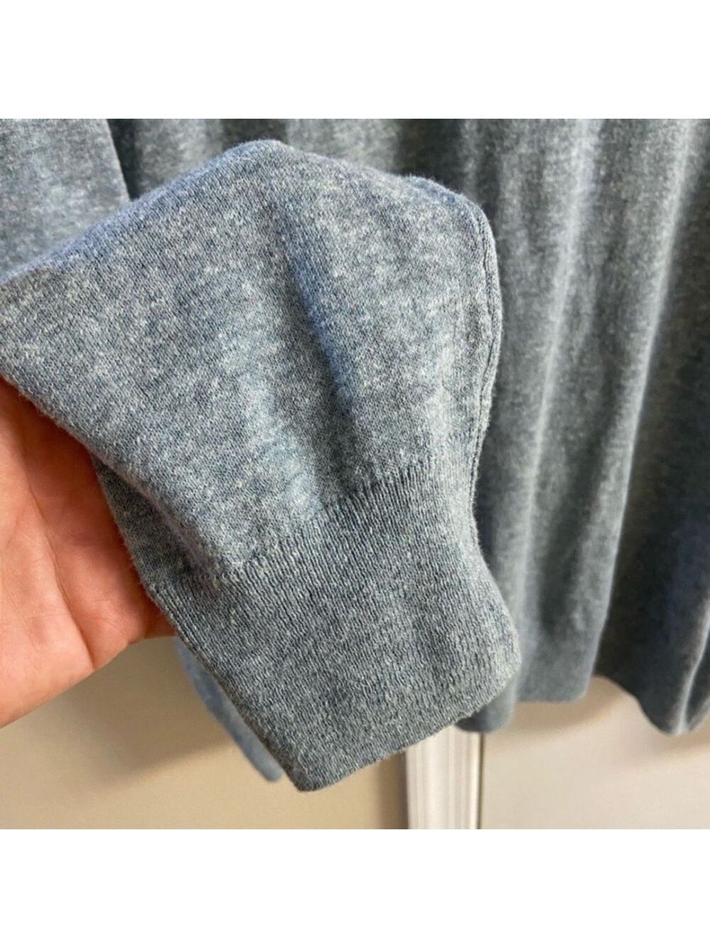 Bonobos Light Gray Men's Crewneck 1/4 button up Sweater Large - Picture 5 of 7